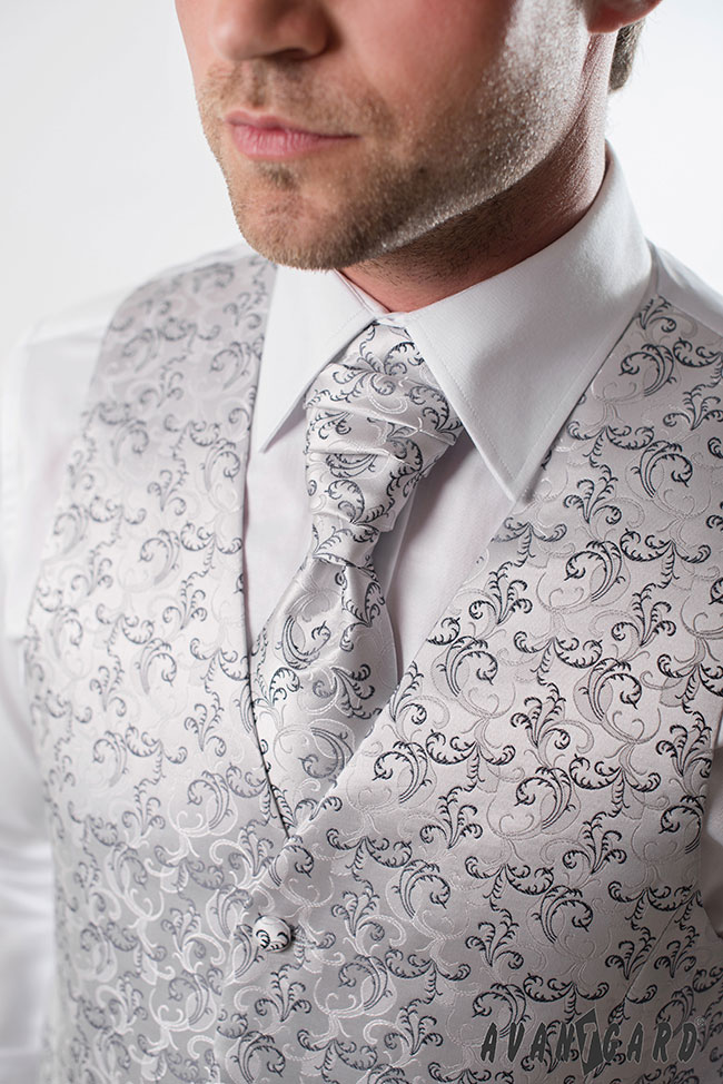 Regata PREMIUM + kapesníček, Červená